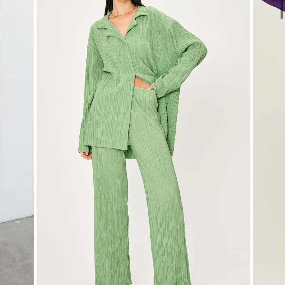 Storets Marie Plisse shirt and pants set- S/M top & M/L bottoms